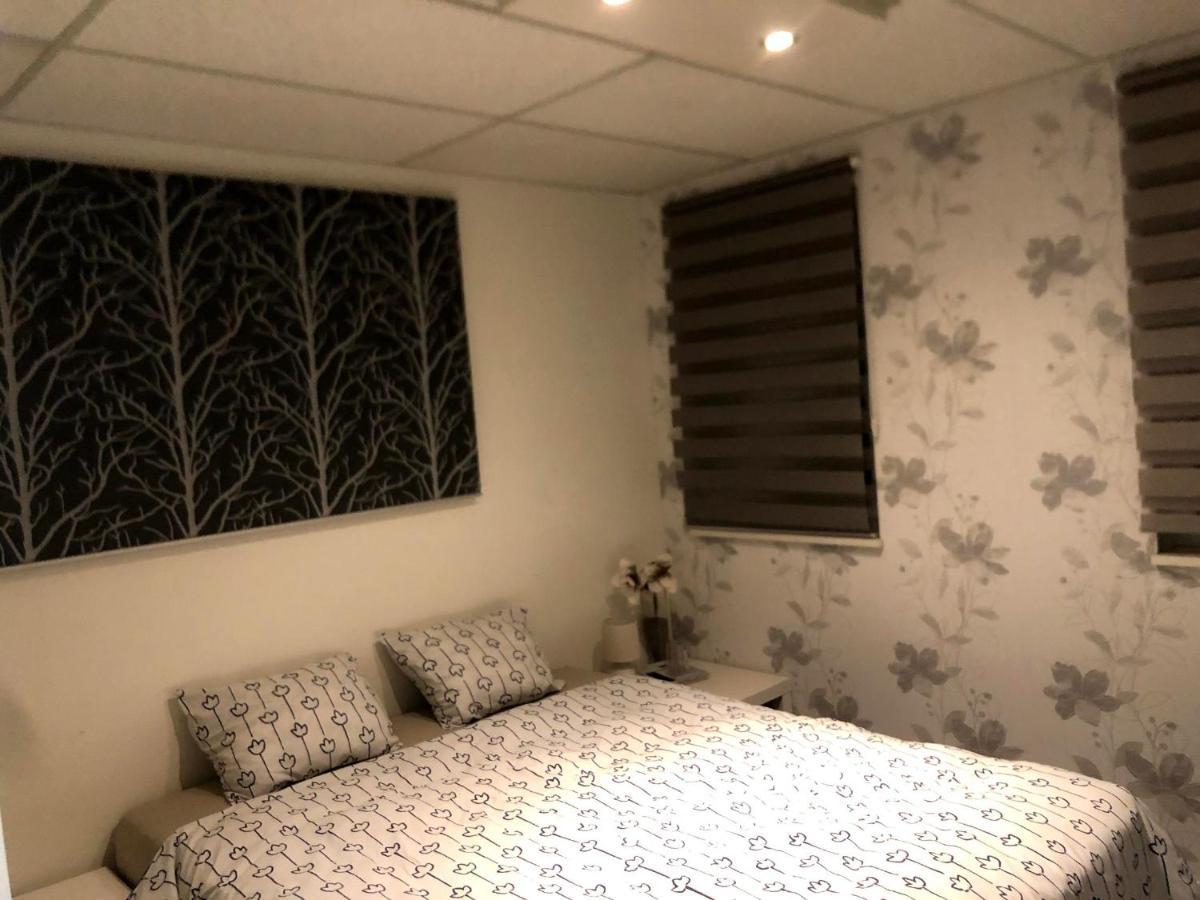Julie'S Place Westerlo Bagian luar foto